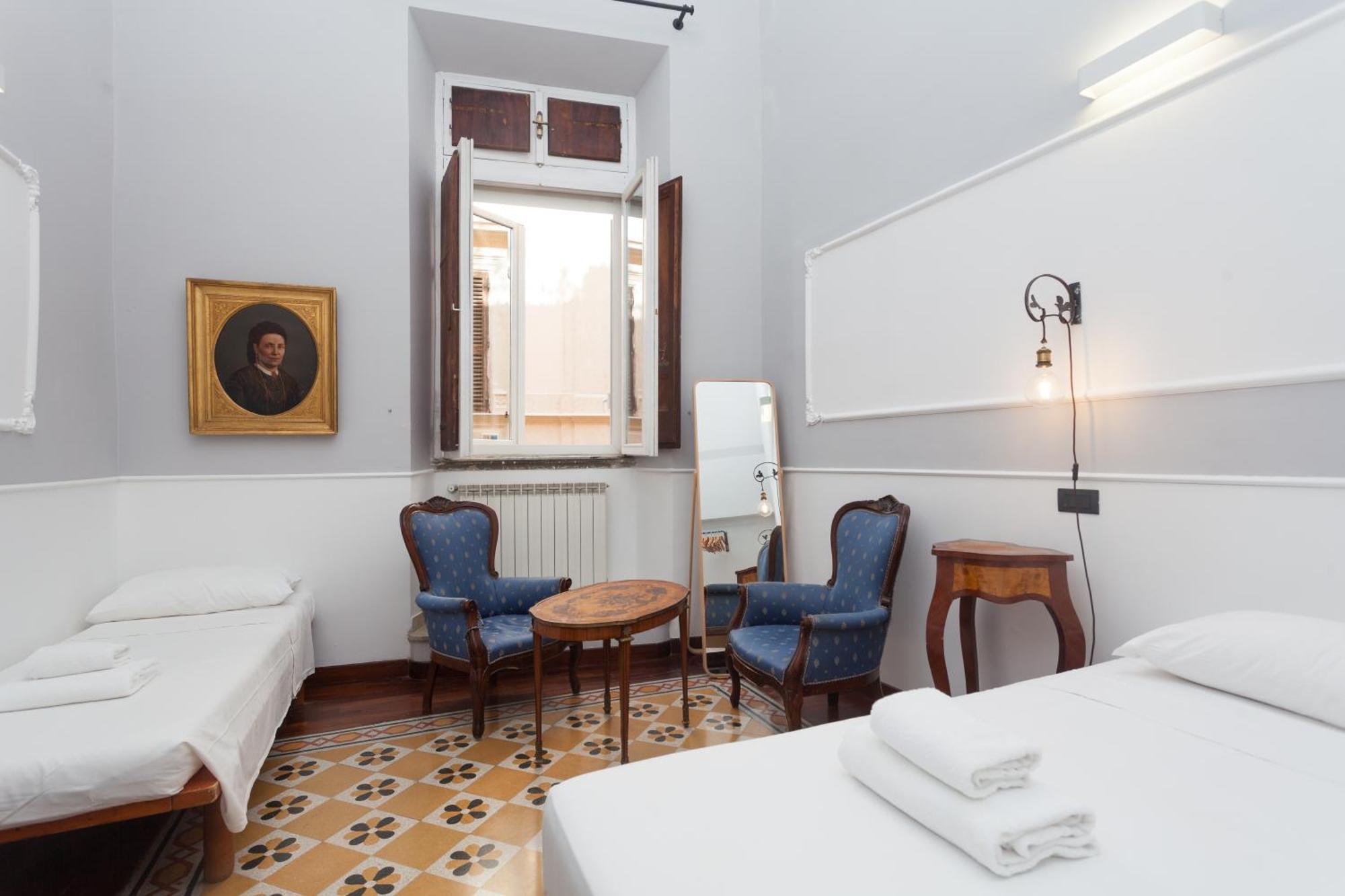 Palazzo Del Duca Piazza Navona Guest House Рим Екстер'єр фото
