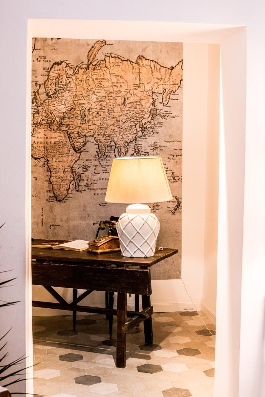 Palazzo Del Duca Piazza Navona Guest House Рим Екстер'єр фото