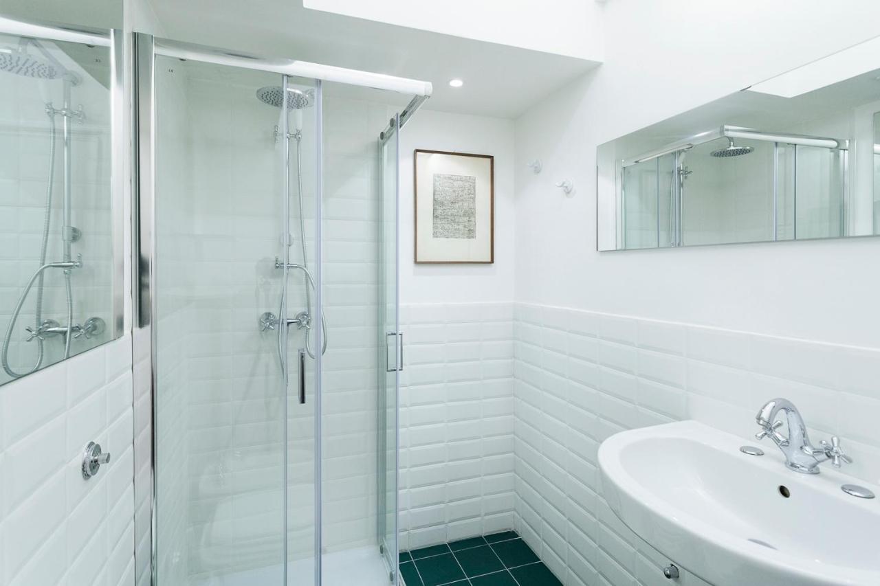 Palazzo Del Duca Piazza Navona Guest House Рим Екстер'єр фото