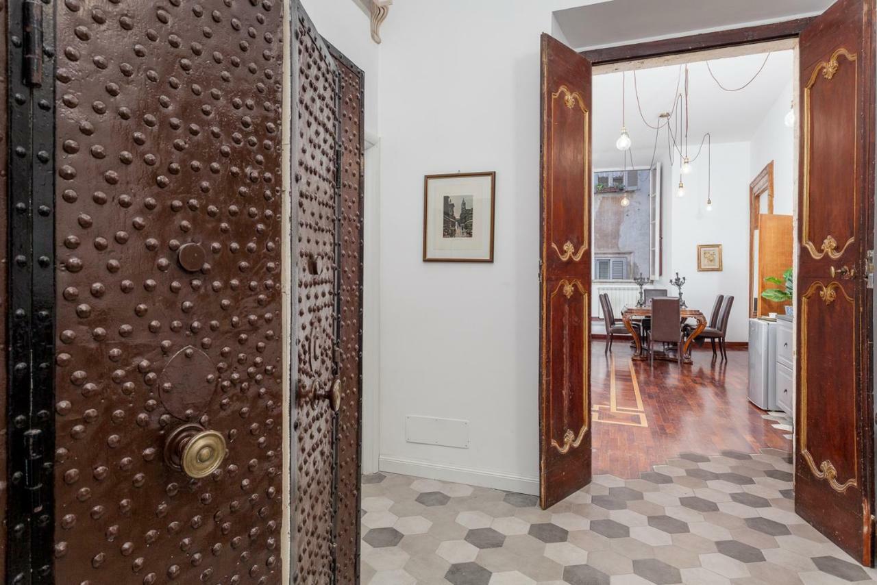 Palazzo Del Duca Piazza Navona Guest House Рим Екстер'єр фото